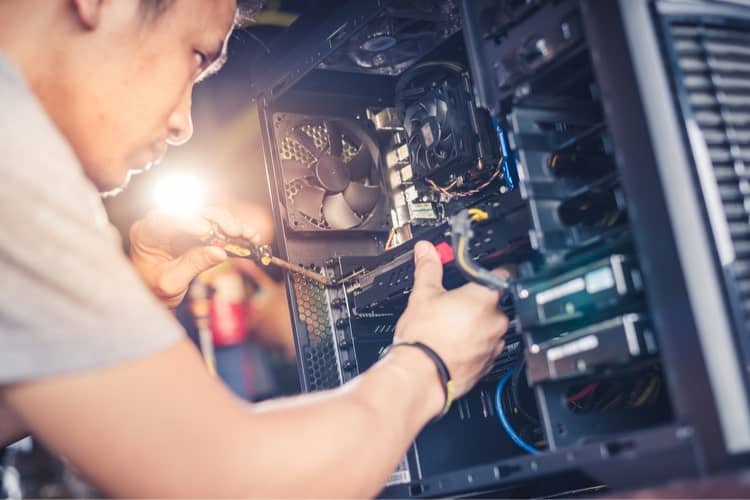 MONTAR PC CUSTOM-infotecnologia